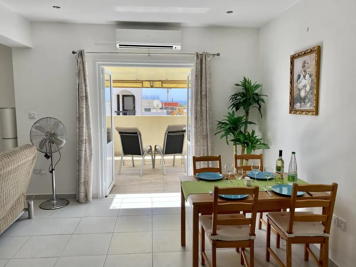 Moo Moo Apartment contacte